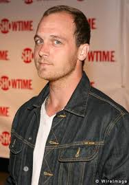 Pin By Lindsey Fouser On Celebs I Like In 2020 Ethan Embry It Cast Tv Show Casting