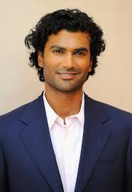 Sendhil Ramamurthy's Instagram, Twitter & Facebook