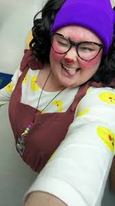 Just a 90’s girl  #loonette#loonettetheclown#loonetteandmolly#loonettecosplay#loonettecostume#loonettebigcomfycouch#thebigcomfycouch#90skidstv#90skid#90stelevision#halloween#teacher#teachersoftiktok