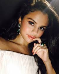 سيلينا غوميز on wn network delivers the latest videos and editable pages for news & events, including entertainment, music, sports, science and more, sign up and share your playlists. Selena Gomez Lookalike Sends Instagram Into A Frenzy So Can You Tell Who Is Who