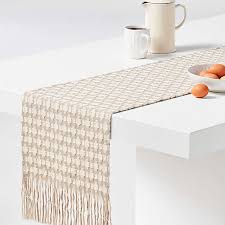 I cannot find a table runner or what i really want are table cloths to fit my kitchen nook. Table Runners Linen Cotton Polyester Crate And Barrel