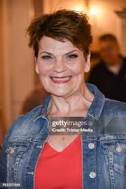 4,971 Theater Berlin Kurfuerstendamm Stock Photos, High-Res Pictures, and  Images