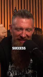 Nick Munger's Instagram, Twitter & Facebook