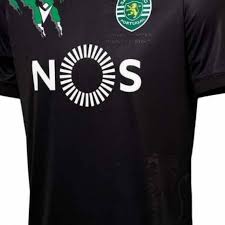 Vereinslogo von sporting clube de portugal links auf der brust. Trikot Daniel Braganca 2021 2022 Sporting Lissabon