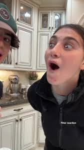 Deandre Nicholas's Instagram, Twitter & Facebook