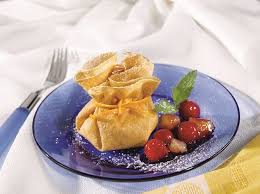 Cherry Crepe Pouch Food Crepes Breakfast