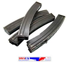 The first magazine issued with the sterling was the sten magazine. Sterling L2a3 34 Round Magazine L1a1 Type Dwsuk