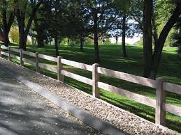 The price of your split rail fence will vary widely depending on the quality of wood you use. Split Rail Fence Houzz