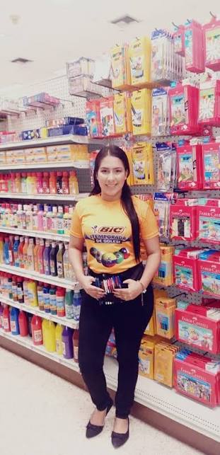 CorporacionNB# busca chica Impulsadora para cubrir local en #Naranjal#  Campaña Regreso Clases Costa. Interesadas favor comunicarse de inmediato  por interno.