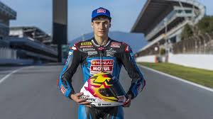 Gina Novak sexy pics - the platform didn't disappoint and a true stunner