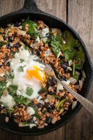 Black Beans Or Pinto Beans Chipotle Brown Rice Skillet With Chipotle Black Beans And Eggs Naturally Ella Recipe Arbonne Recipes Healthy Recipes Recipes