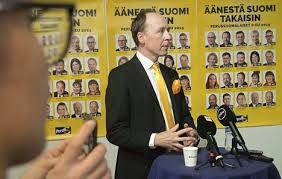 Haya es una conjugación subjuntiva del verbo haber (ojalá que haya mucha gente). Halla Aho Kommentoi Uuden Kansanedustajan Kohulausuntoa Sakkotuomiosta Se Oli Erittain Harkitsemattomasti Sanottu Kotimaa Aamulehti