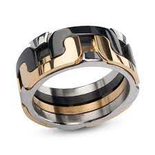 Men S 9 5mm Interlocking Wedding Band In Tri Tone Stainless Steel Mens Jewelry Bracelet Mens Rings Fashion Mens Jewelry