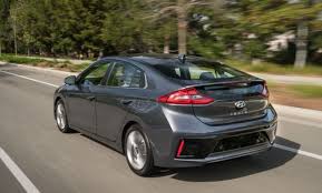 2017 Hyundai Ioniq Hybrid Auto News Reviews And Future Cars Hyundai Hyundai Hybrid First Drive