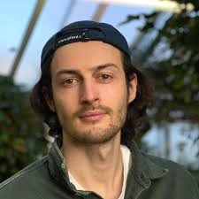 Calin Radu's Instagram, Twitter & Facebook