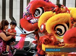 Naga cina, tarian singa tahun baru imlek, tahun baru tahun baru logo singa kartun, makanan, hewan png. Bernama On Twitter Rencana Generasi Muda Pertahankan Tradisi Tarian Singa Dan Naga Https T Co Jqwvmtkwx3