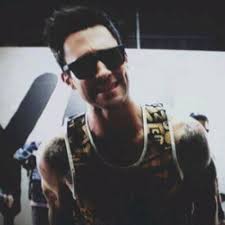 Anna Levine (@annaroyo_7)