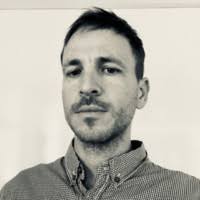 100+ perfiles de «Lovrič»