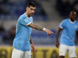 ✅ Fiorentina v Lazio official, Zaccagni starts, calls on Dodò and Solomon