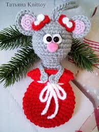 вязаные крючком мыши крысы мышки крыски символ 2020 года Master Klass Myshka V Meshochke Kupit Na Yarmarke Masterov I991jru Volosy Dlya Kukol Moskva Podarochnye Podelki Vyazanye Podarki Podarki Svyazannye Kryuchkom