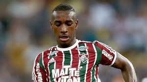 No dia 28 de janeiro de 2016, sem espaço para jogadores extracomunitários em seu elenco, a equipe italiana acertou seu empréstimo por seis meses ao fluminense.1213 na estreia do técnico levir culpi, marcou seus dois primeiros gols pelo clube na vitória contra o criciúma, que rendeu vaga para as semifinais da copa da primeira liga.14 Barcelona Considering Fluminense Duo Gerson And Kenedy