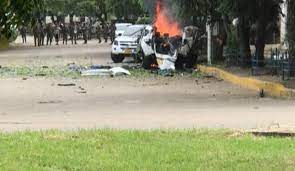 Colombia en pleno lamentó el atentado terrorista perpetrado este 15 de junio en una base militar de cúcuta con un carro bomba. Atentado En Cucuta Expertos Reconstruyeron Momento En El Que Carro Bomba Entro Al Batallon