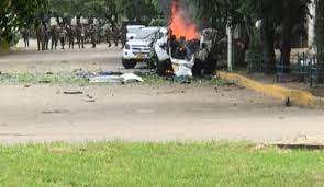 El diario la opinión accedió a documentos donde se observan imágenes del que. Atentado En Cucuta Expertos Reconstruyeron Momento En El Que Carro Bomba Entro Al Batallon