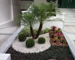 40 Mini Jardins Que Cabem Perfeitamente Em Qualquer Casa Pequena Homify Landscaping With Rocks Rock Garden Landscaping Front Yard Landscaping Design
