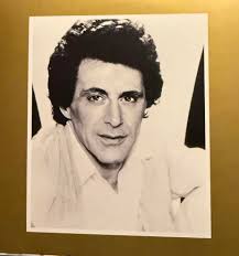 Dear fans, If You're Really Listens To Frankie Valli Song Say Yes!!!  #frankievalli #fourseasons