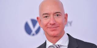 C'est normal que maurice accueille l'homme le plus grand du monde, vu que. Jeff Bezos L Homme Le Plus Riche Du Monde Le Point