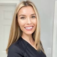 Kelly Kersey's Instagram, Twitter & Facebook