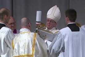 Liturghie oficiată în catedrala sf. Vizita Papei Francisc In Romania Va Avea Loc In Perioada 31 Mai 2 Iunie Papa Francisc Se Va Intalni Cu PreÈedintele Klaus Iohannis Èi Patriarhul Daniel