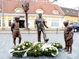 Maybe you would like to learn more about one of these? Fussball In Budapest Wikipedia