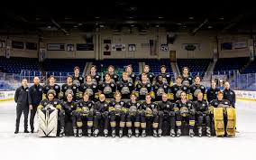 Best of luck Team Atlantic in the Quarterfinals! #PEIProud of Jess Cameron,  Taylor Hunter, Petra Klimes, Megan Mossey, Isa MacPhee and Megan Drouin! 👊