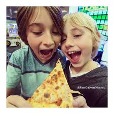 iiooo (Gabe_2_Garrett@)