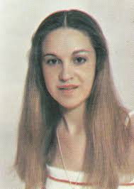 VILLENA CUÉNTAME: 1983 MADRINAS Y CORTE DE HONOR FIESTAS