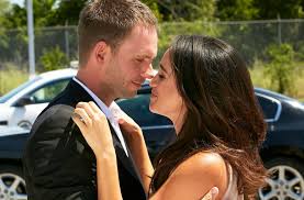 Like all the ladies on the show, her character was smart, sort of stubborn, and well dressed. Meghan Markle Banned From Wearing An Engagement Ring On The Suits Set Because Of Prince Harry Wedding Rumours Former Co Star Reveals