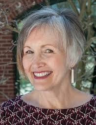 Absolutely Truly (A Pumpkin Falls Mystery): Frederick, Heather Vogel:  9781442429727: Amazon.com: Books