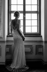 Brautmode mit einem hauch von nostalgie brautkleider vintage 2018: Hochzeitsinspiration Im 20er Jahre Look 20 Jahre Hochzeit Hochzeitsinspirationen Hochzeit