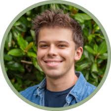 Stacey Conlin's Instagram, Twitter & Facebook