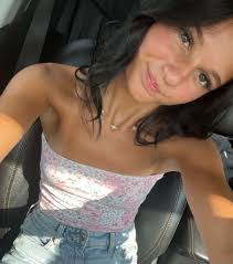 hi! my name is mckensie and i am 17 years old and will be 18 in may. i live  in mchenry mississippi and i am looking for a summer babysitting job. i