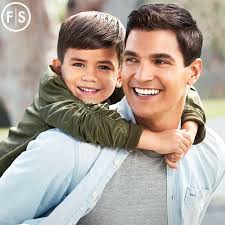 Whenever people are talking about men's hairstyles for round faces, this timeless hairstyle is never left out. The Best Men S Haircut For Your Face Shape Fantastic Sams