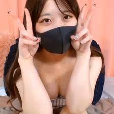 無修正ライブチャット】レイヤードのワンピースニットが可愛いウレタンマスク素人女子！脱いで生まれたままの姿になってお○んこくぱぁ＆オナニー！第二弾！ -  ライブチャットスタイル