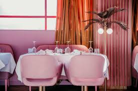 There are very cute cafes in la. This New Restaurant Is Seriously Pink In A Really Good Way