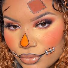 Makeup Artist Terry Barber Shares Sunburn-Inspired Eye Makeup