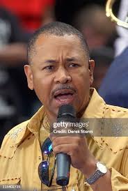 22 Photos & High Res Pictures