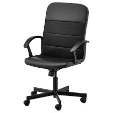 A condizione che l'ordine contenga almeno un divano della collezione poltronesofà (esclusi pouf, poltrone, accessori, rivestimenti, complementi d'arredo e i modelli della collezione. Renberget Cadeira Giratoria Bomstad Preto Ikea