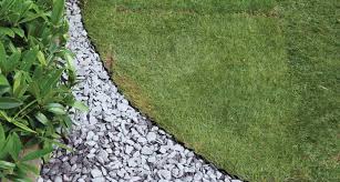 Stones are natural elements that can enhance the look of all types of gardens. Garden Edging Ideas