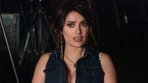 Salma hayek has also shared other stuff from the set of the hitman's wife's bodyguard. The Hitman S Bodyguard Trailer The Hitman S Bodyguard Salma Hayek On How To Describe The Film International Metacritic
