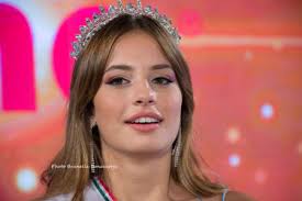 Beatrice Savignani vince Una Ragazza per il Cinema 2023